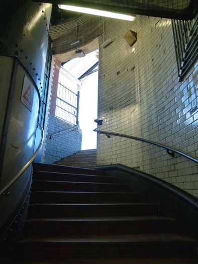 London,_North-Woolwich,_Woolwich_foot_tunnel_stairs